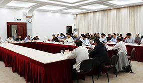 �������ˣ����Űɼ����ϰ����������˸�����������ģ�߼ƻ��㱨��